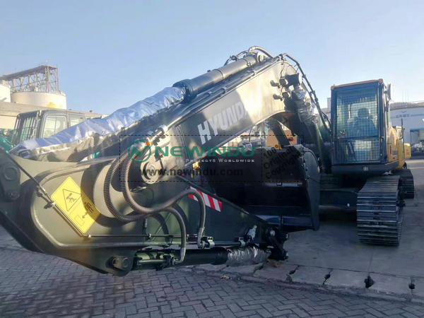 HYUNDAI HX340HD Excavator