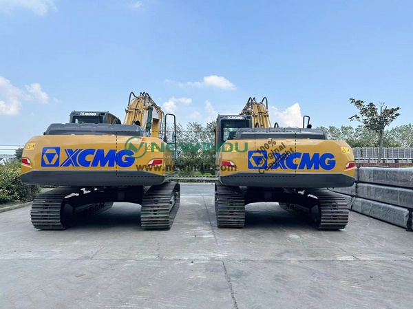 XCMG XE215C Excavator