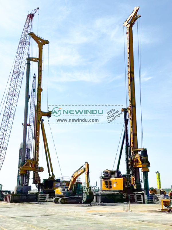 XCMG Rotary Drilling Rig Piling Foundation on Top of Yangtze River!