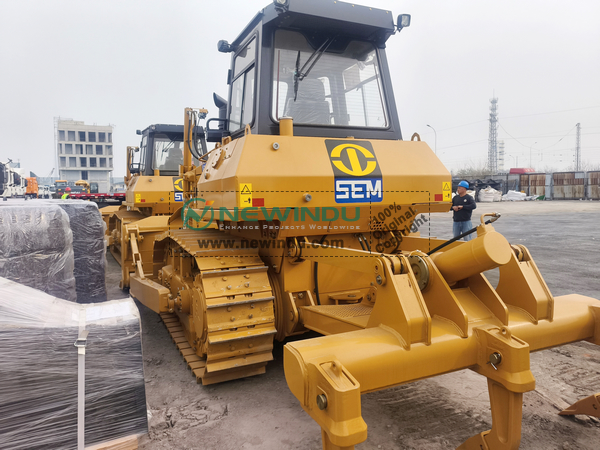 SEM SEM816D Bulldozer