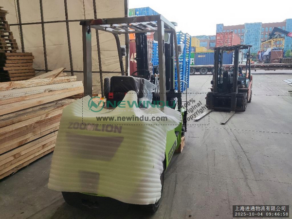 ZOOMLION FD30 Forklift