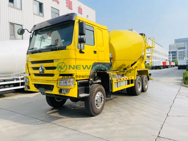 DRC - 1 Unit CIMC Semi-Trailer & 1 HOWO Mixer Truck
