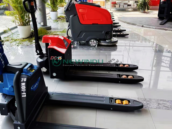 Spain Client Visited HELI Office