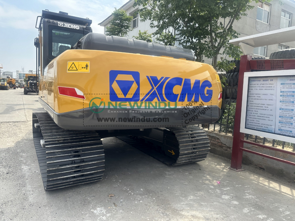 XCMG XE215C Excavator