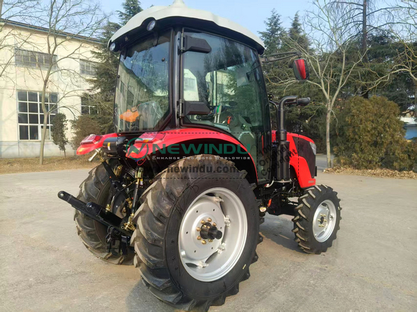 LUTONG LTB704 Agriculture Tractor