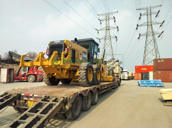 SEM 920F Motor Grader